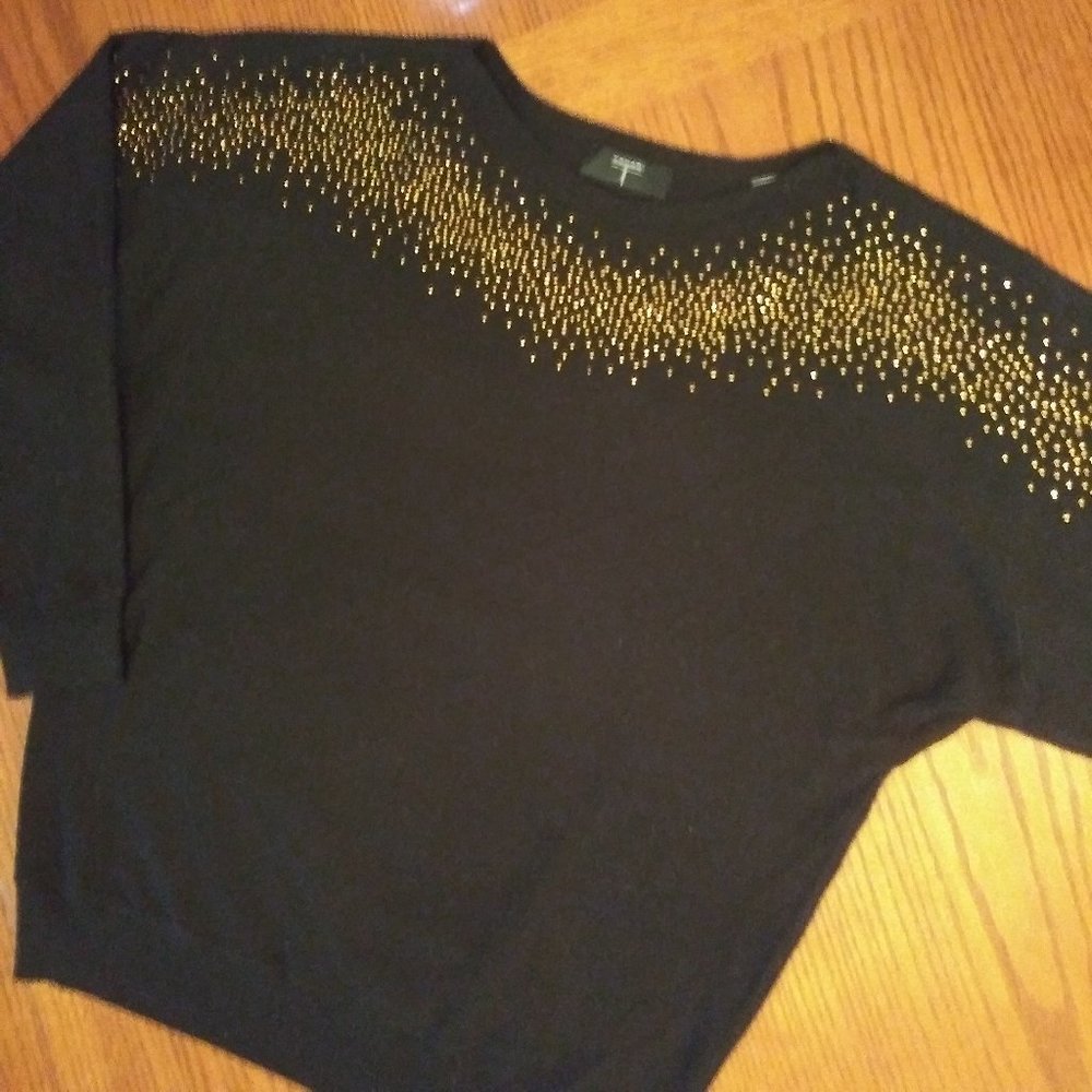 NWT Tahari Black and Gold Pullover Sweater